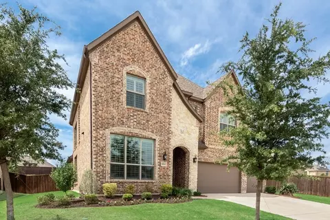 884 Gold Finch Ln, Forney, TX 75126