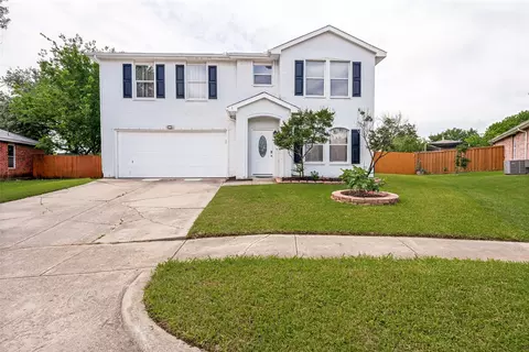 920 Kendall Dr, Arlington, TX 76001