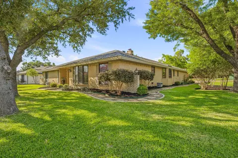4433 Quail Hollow Rd, Fort Worth, TX 76133