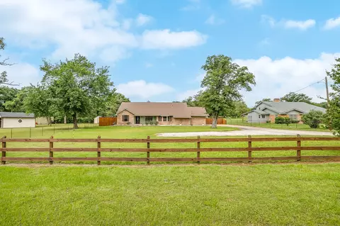 3412 E Renfro St, Burleson, TX 76028