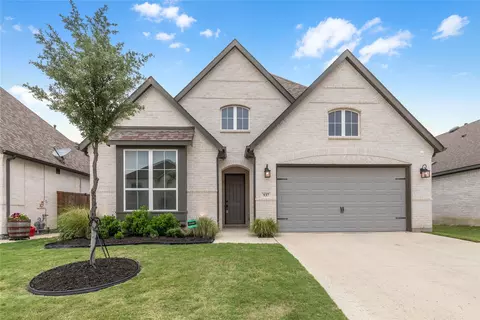 937 Rosebay Dr, Justin, TX 76247