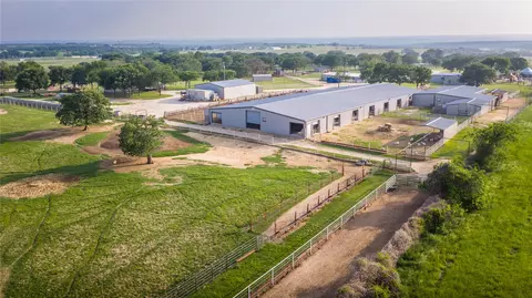 24183 S Us 281, Hico, TX 76457