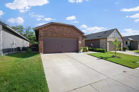 589 Concho St, Aubrey, TX 76227