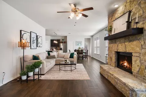 589 Concho St, Aubrey, TX 76227