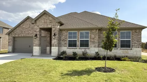 9512 Bently Blvd, Aubrey, TX 76227