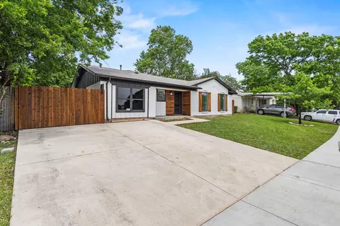14409 Horseshoe Trl, Balch Springs, TX 75180