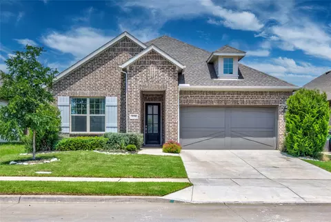 356 Greenbriar Rd, Little Elm, TX 75068