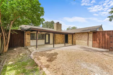 Exterior - 4224 Crestover Dr, Mesquite, TX 75150 photo 4 of 4