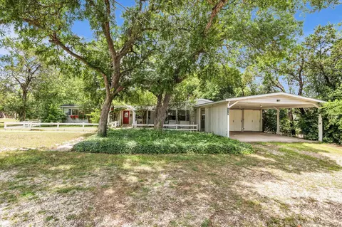 279 County Road 1710, Clifton, TX 76634
