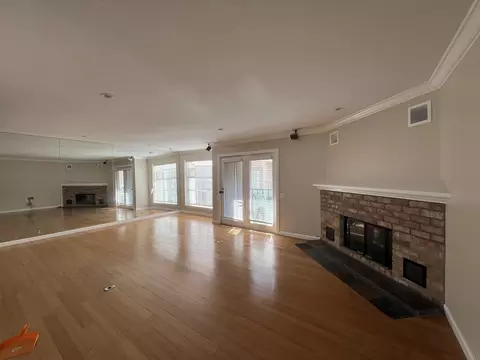 2020 N Garrett Ave #107, Dallas, TX 75206