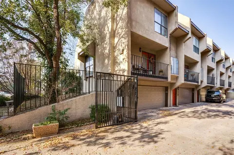 2020 N Garrett Ave #107, Dallas, TX 75206