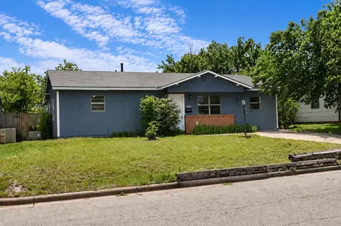 121 Dundee Dr, Wichita Falls, TX 76302