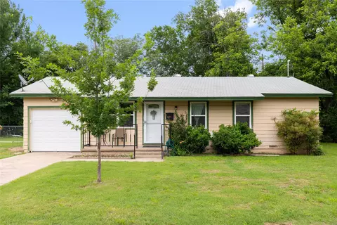 2808 1st St, Brownwood, TX 76801