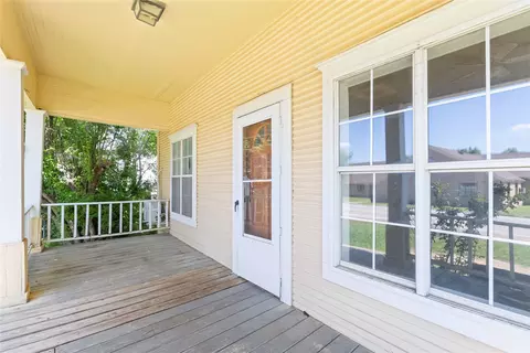 Exterior - 102 E Fitzgerald St, Bangs, TX 76823 photo 3 of 10