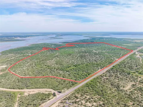 21800 Rr 11, Millersview, TX 76862