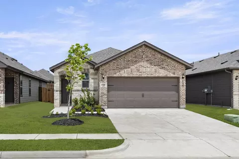 1708 Elle Ln, Aubrey, TX 76227