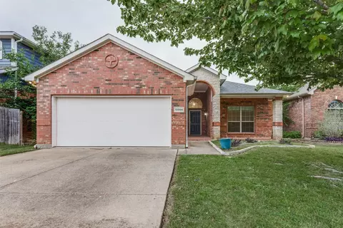 10866 Calderwood Ln, Haslet, TX 76052