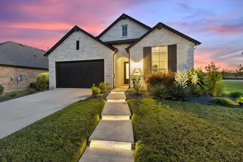 1725 Mcdougall Crk, Van Alstyne, TX 75495
