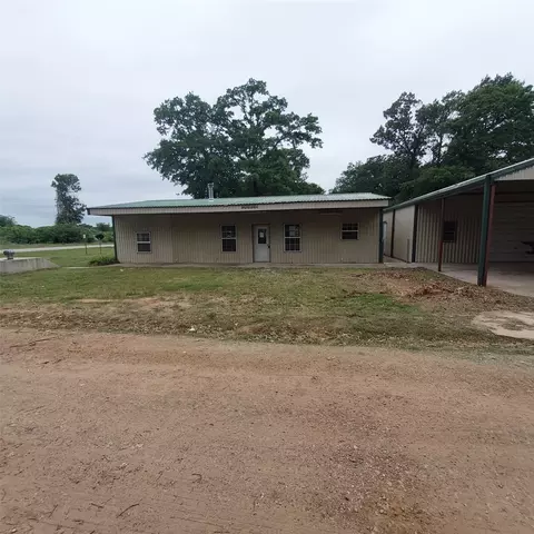 4023 Pages Paradise Ln, Kingston, OK 73439