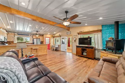 970 256, Coleman, TX 76834