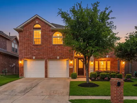 517 Cavanal Hill Dr, Little Elm, TX 75068