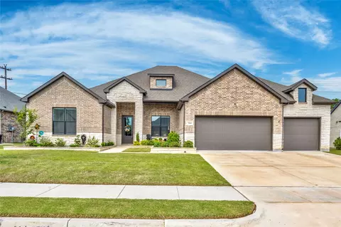 704 Abbey Rd, Van Alstyne, TX 75495