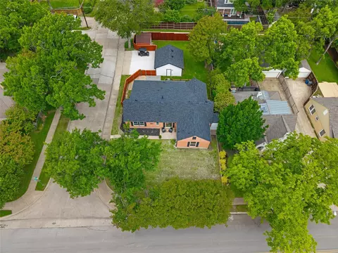 7003 Lindsley Ave, Dallas, TX 75223