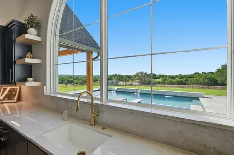 3305 Rio Grande Cir, Cresson, TX 76035