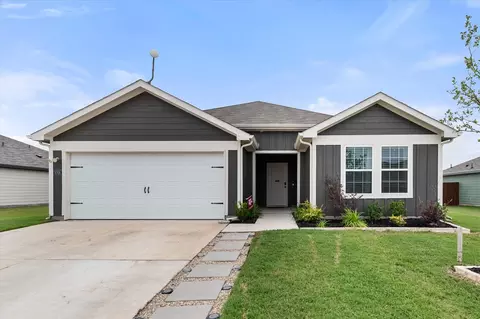 3705 Pilatus Ave, Corsicana, TX 75110