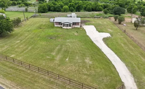 9717 Limestone Ct, Joshua, TX 76058