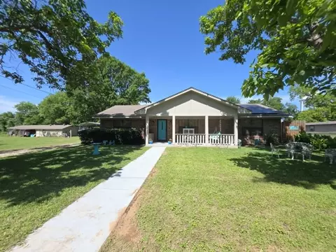 900 S 8th Ave, Teague, TX 75860