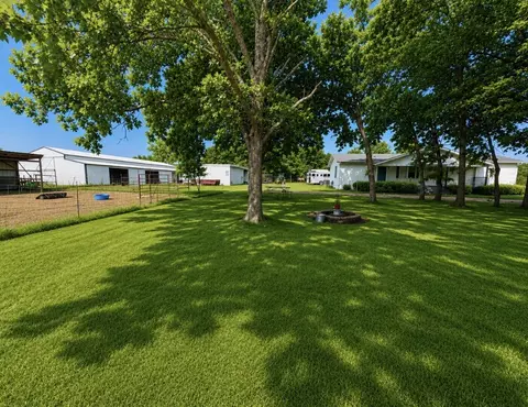 2801 County Road 115, Whitesboro, TX 76273