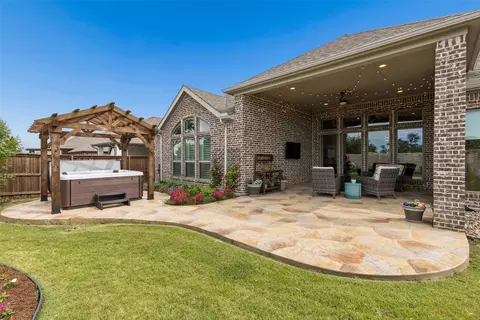 409 Calmwater Cv, Mckinney, TX 75071