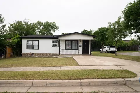 917 W Felix St, Fort Worth, TX 76115