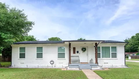 1601 Rindie St, Irving, TX 75060