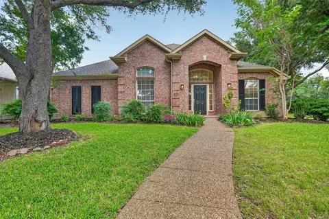 6864 Bushnell Dr, Plano, TX 75024