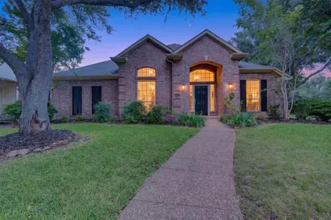 6864 Bushnell Dr, Plano, TX 75024
