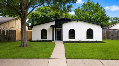 9815 Sophora Cir, Dallas, TX 75249