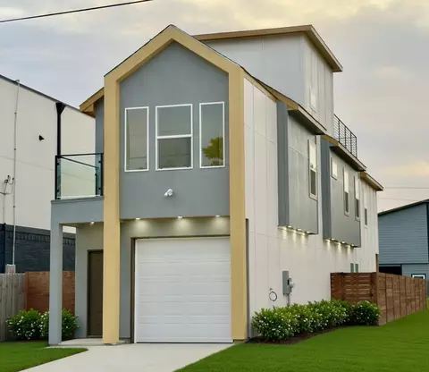 2505 Pennsylvania Ave, Dallas, TX 75215