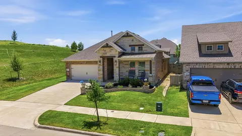 2301 Mockingbird Ct, Northlake, TX 76247