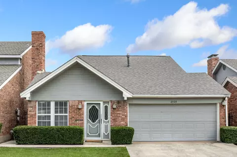 2925 Waterfront Dr, Garland, TX 75042