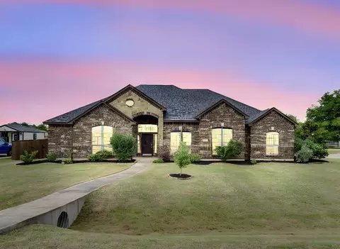 100 Windsor Cir, Waxahachie, TX 75165