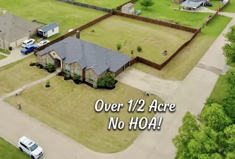 100 Windsor Cir, Waxahachie, TX 75165