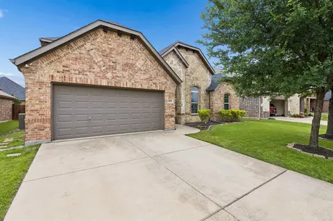 1683 St Croix St, Burleson, TX 76028
