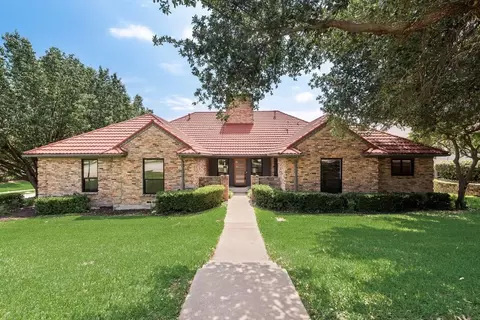 500 Del Rio Ct, Irving, TX 75062