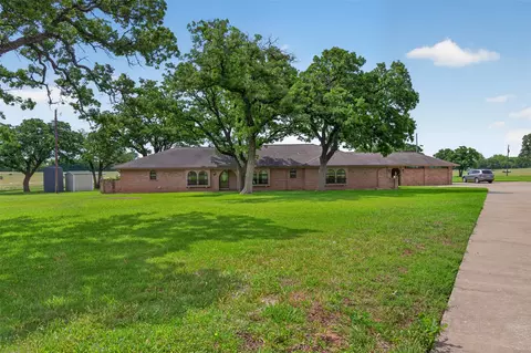5309 Burleson Oaks Dr, Burleson, TX 76028