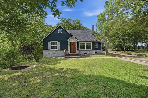 1630 W Crawford St, Denison, TX 75020