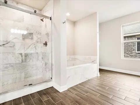 Bath - 2103 Long Forest Rd, Forney, TX 75126 photo 3 of 4