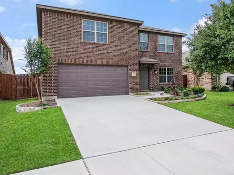 Exterior - 2103 Long Forest Rd, Forney, TX 75126 photo 2 of 3