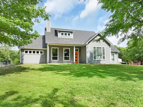 2640 County Road 1030 NW, Mount Vernon, TX 75457